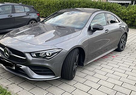 Mercedes-Benz CLA 200 AMG Line mit Anhängerkupplung und Totwinkel-Ass