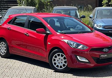 Hyundai i30 92.000 km Klima Einparkhilfe Scheckheft 6 gang