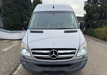 Mercedes-Benz Sprinter 216 CDI STANDHEIZUNG NAVI XENON AHK 1.HAND EURO-5