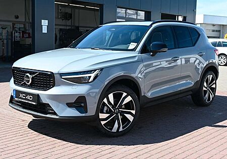 Volvo XC 40 XC40 B4 DKG Ultra Dark*FSHZG*PANO*360°*ACC*AHK