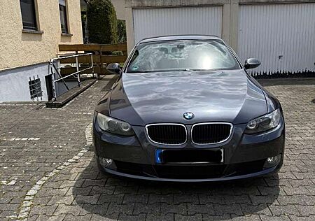BMW 320i 320 Cabrio Aut.