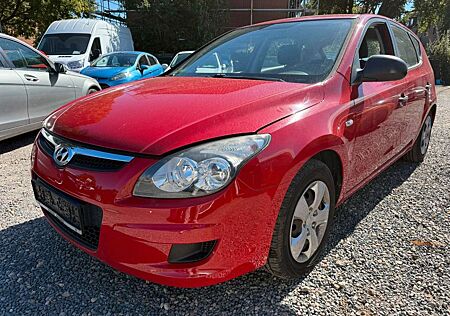 Hyundai i30 1.4 FIFA WM Edition