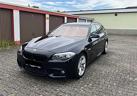 BMW 525d 525 xDrive M-Paket Touring Sport-Aut