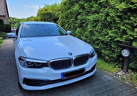 BMW 520d 520 Touring Aut. Sport Line