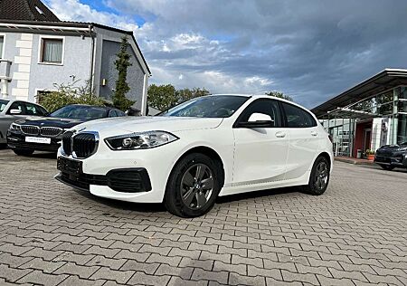 BMW 118 i *Kamera Sitzheizung DAB Klima Park Assist*