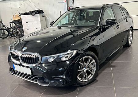 BMW 330 e Touring Automatik **Navi*LED*Virtual*SHZ**