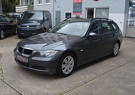 BMW 320i 320 3er Touring Touring*Navi*Schiebedach*AHK*