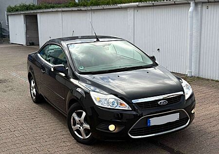 Ford Focus CC Coupe-Cabriolet 2.0 16V Black Magic