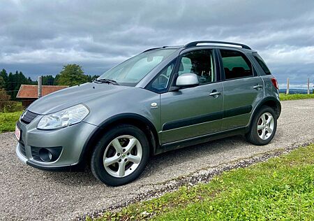 Suzuki SX4 Club