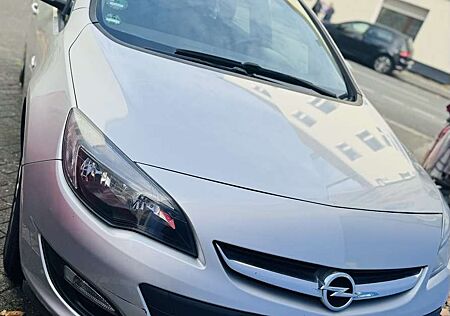 Opel Astra 1.6 D (CDTI) Start/Stop Sports Tourer Edition