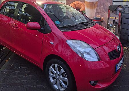 Toyota Yaris 5-Türer 1.0 VVT-i Cool