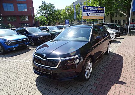 Skoda Kamiq 1.5 TSI Clever OPF Autom. viele Extras
