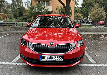 Skoda Octavia 2.0 TDI DSG Drive