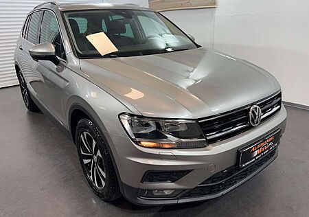 VW Tiguan Volkswagen Comfortline BMT/Start-Stopp/AHK/PDC/Navi