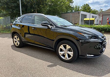 Lexus NX 300 NX 200t NX 200t AWD Luxury Line