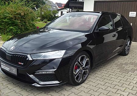 Skoda Octavia Combi 2.0 TSI DSG RS