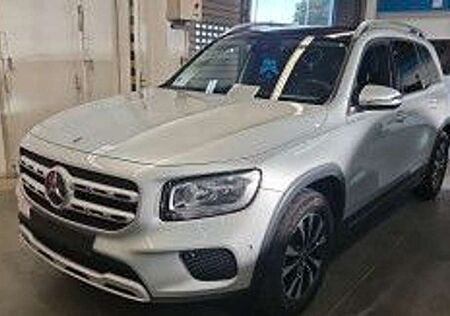 Mercedes-Benz GLB 180 d PANO*WIDE*RÜCKKAM*LED*STD+HEIZG*TOP