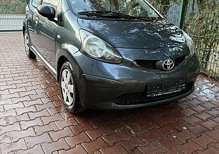 Toyota Aygo Basis