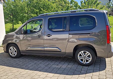 Toyota Pro Ace Proace City Verso 1.2 Turbo L1 Aut Team Deutschland