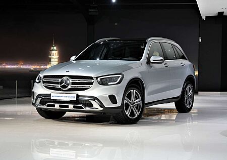 Mercedes-Benz GLC 300 d 4Matic*HIGH-LED*PANO*AHK*BUSINESS*LM18