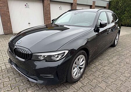 BMW 320 d Advantage-Navi-Leder-LED-Sportsitze