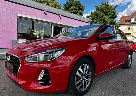 Hyundai i30 "Navi"Kamera" HU/AU+Service+Garantie