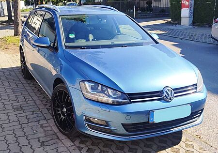 VW Golf Variant Volkswagen Golf 7 Highline tdi,Tüv u. v. Teile neu, 8x Alu