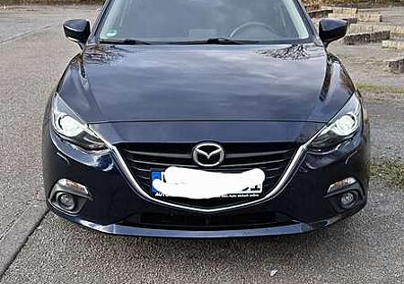 Mazda 3 Nakama