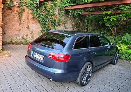 Audi A6 Avant 3.0 TDI DPF quattro tiptronic