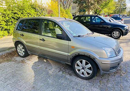 Ford Fusion Plus