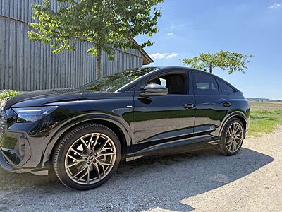Audi Q4 e-tron 55 e-tron quattro Sportback Edition S Line