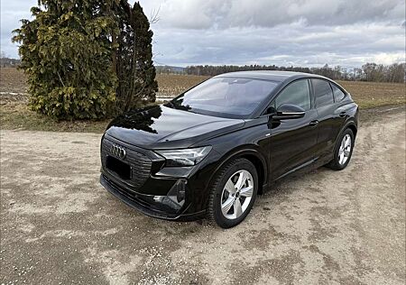 Audi Q4 e-tron 55 e-tron quattro Sportback Edition S Line