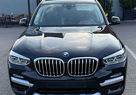 BMW X3 25d xLine Adaptive LED AHK 1. Hand Black Saphire