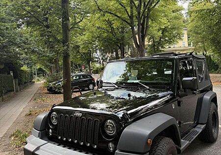 Jeep Wrangler JK 2.8 CRD l 68tkm l Hard-/Softtop l TÜV neu