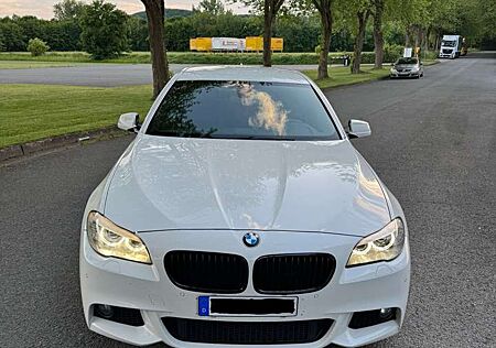 BMW 525d 525 xDrive Sport-Aut.