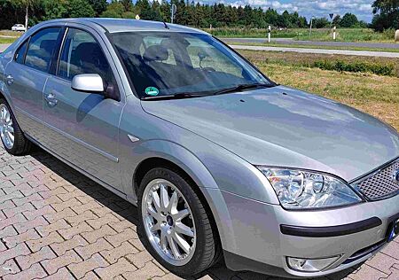 Ford Mondeo 2.2 TDCi Ghia