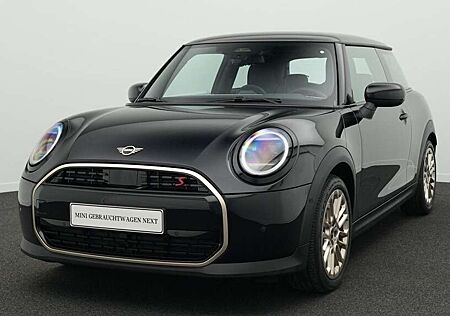 Mini Cooper S Favoured Trim