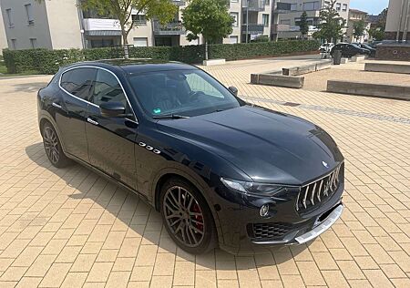Maserati Levante S