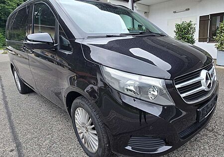 Mercedes-Benz V 220 V-Klasse 7Sitzer kompakt 4Matic Edition AHK Kamera