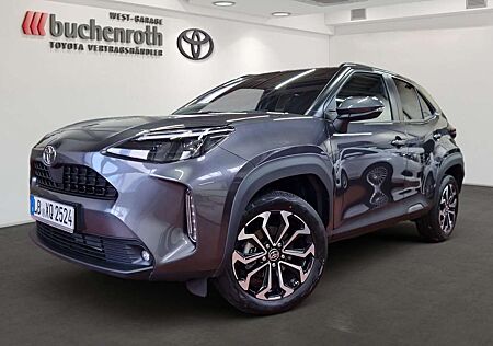 Toyota Yaris Cross Hybrid FWD Teamplayer + Winterpaket
