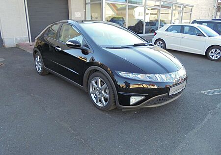 Honda Civic Executive Pano*Leder*Bremsen/Reifen/Insp./HU neu