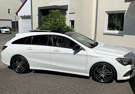 Mercedes-Benz CLA 200 Shooting Brake 7G-DCT AMG Line