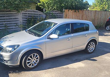 Opel Astra Elegance