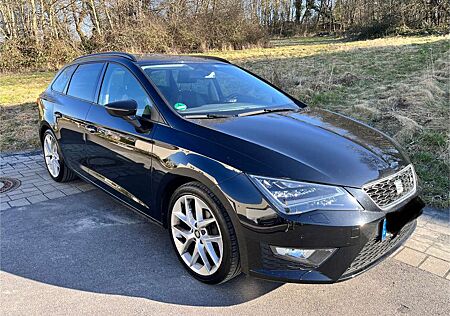 Seat Leon ST FR AHK*PANO*NAVI*18ZOLL