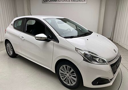 Peugeot 208 Allure 1.2 Tempomat Sitzheizung