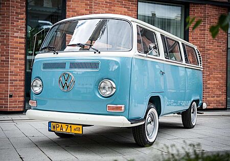 Volkswagen T2 DeLuxe