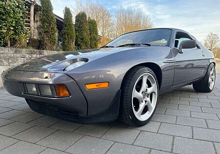 Porsche 928 S Schiebedach*Leder*Fuchs ALU 18"