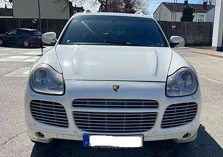 Porsche Cayenne Turbo S