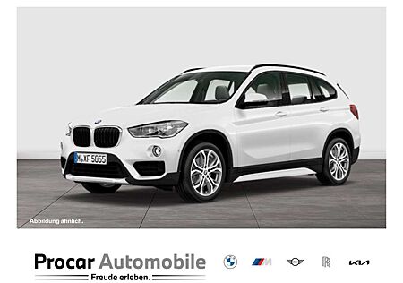 BMW X1 sDrive18i Sport Line Aut Nav PDCv+h Shz HiFi 18"