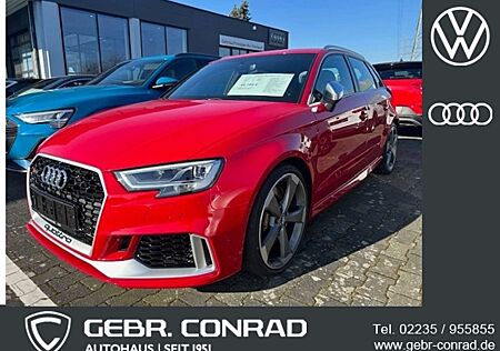 Audi RS3 Sportback quattro, NP: 65.000 €